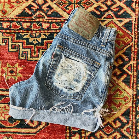 Levi's Pants - LEVI 550 VINTAGE HIGHWAISTED SHORTS